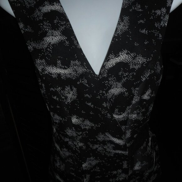 NWOT Semi-sheer black & white dressy blouse, size Medium - Picture 3 of 7